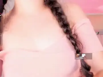 Chaturbate Best live sex cam show of lilithbloom7