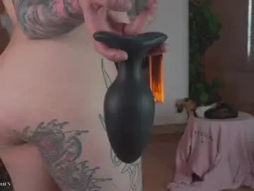 Chaturbate Live Sex Cam of nuryforerogh