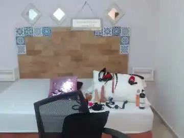 Chaturbate Live Sex Cam of kyliebenson