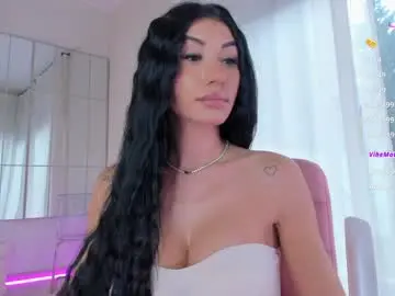Chaturbate Live Sex Cam of miss_diamond__