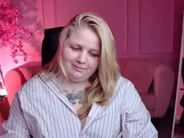 Chaturbate Watch Live Sex Cams of sladadeew