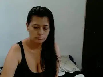 Chaturbate Sex Cam of adriana_milf