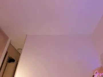 Chaturbate Nude Webcam of gisellee__