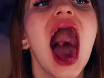 Chaturbate Free Live Porn of hip_hop_baby