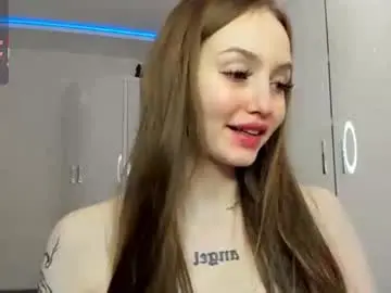 Chaturbate Live Sex Cam of hip_hop_baby