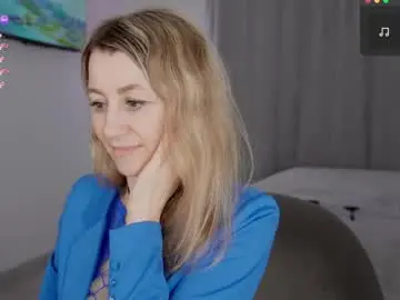 Chaturbate Live Sex of milanacamgirl