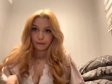 Chaturbate Live Sex Cam of kelleecoulon