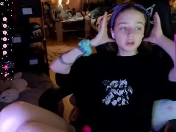 Chaturbate Sex Cam of queen_kitty1818