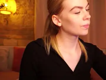 Chaturbate Adult Video Chat of snowbarbieee