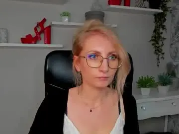 Chaturbate Best live sex cam show of cinderellamoon