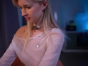 Chaturbate Adult Video Chat of esmereal