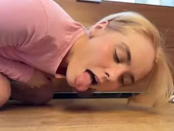 Chaturbate Free Porn Cam of honey_sunshine