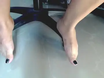 Chaturbate Best live sex cam show of cherry_bony