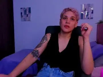 Chaturbate Free Live Porn of laura_r23