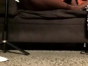 Chaturbate Free Live Porn of thickmadame28
