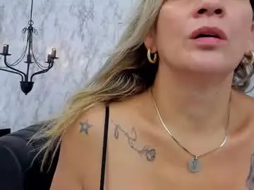 Chaturbate Live Sex of saara_bigboobs