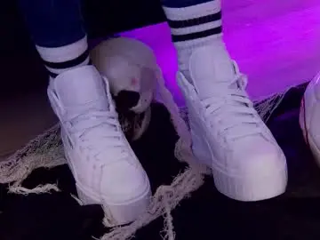 Chaturbate Live Sex Cam of feetvibe