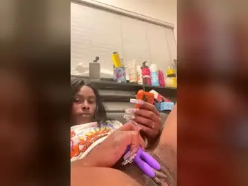 Chaturbate Sex Cam of jazzystelo0