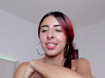 Chaturbate Nude Webcam of mirandaa_rogers