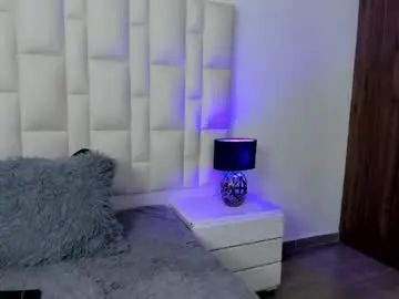 Chaturbate Nude Webcam of ariana_rouse_