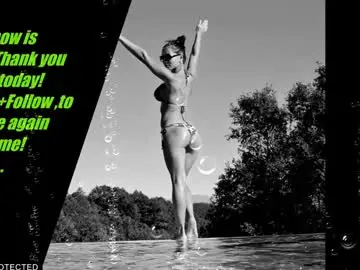 Chaturbate Best live sex cam show of krisi_kiss