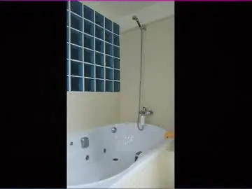 Chaturbate Best live sex cam show of lyzmania