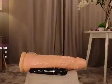 Chaturbate Live Sex Cam of tinastevenson