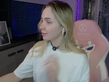 Chaturbate Sex Cam of xxxhoneyxx