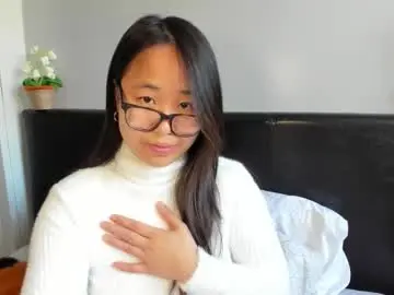 Chaturbate Free Porn Cam of naughtynerdygirl