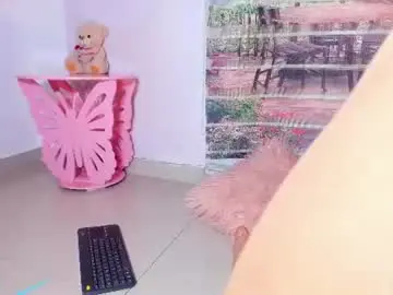 Chaturbate Free Porn Cam of little__doll18