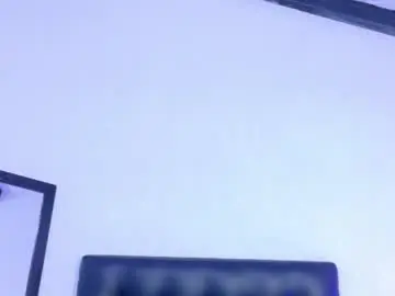 Chaturbate Nude Webcam of skinny_hottie18