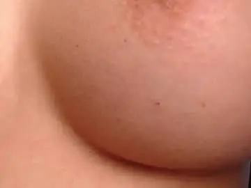 Chaturbate Sex Cam of sweet_lil_thing