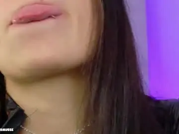 Chaturbate Free Porn Cam of yourrmuse_