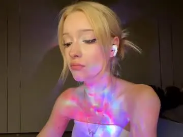 Chaturbate Free Porn Cam of hyunwilhelmi