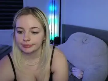 Chaturbate Adult Video Chat of margot_robbie7