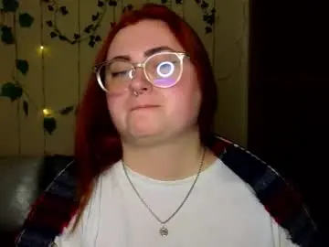 Chaturbate Live Sex of alicia_side_red