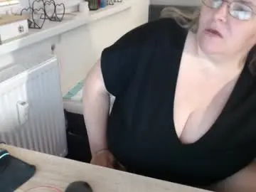 Chaturbate Best Webcam of sweetboobs85h