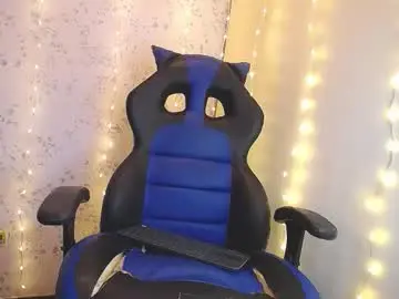 Chaturbate Nude Webcam of moriah_lu