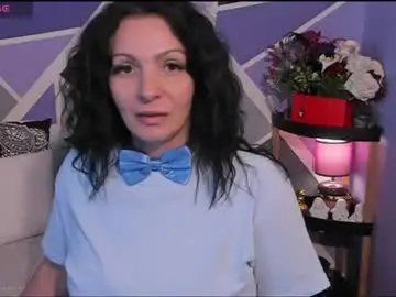 Chaturbate Live Sex Cam of israakarmaa