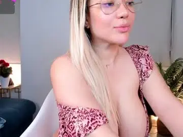 Chaturbate Live Sex Cam of ann__w