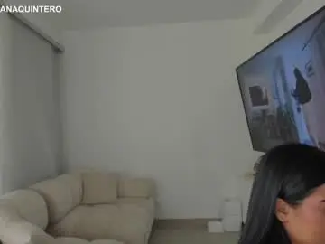 Chaturbate Watch Live Sex Cams of swt_molly