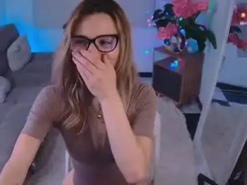 Chaturbate Free Porn Cam of lucy_priincess