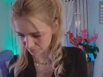 Chaturbate Live Porn of lucy_priincess