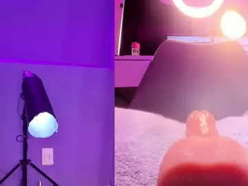 Chaturbate Sex Cam of zendayagreey