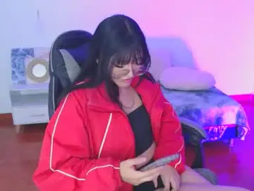 Chaturbate Nude Webcam of isabella__666