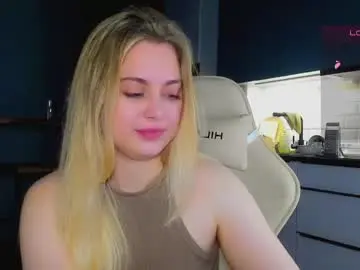 Chaturbate Live Sex Cam of alice_wander