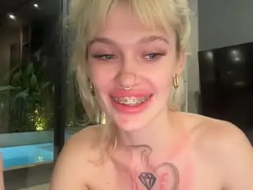 Chaturbate Adult Video Chat of golden_alinee