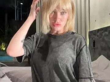 Chaturbate Free Porn Cam of golden_alinee