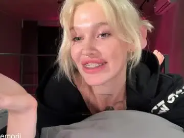 Chaturbate Watch Live Sex Cams of golden_alinee