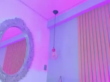 Chaturbate Live Porn of nicolesteele_